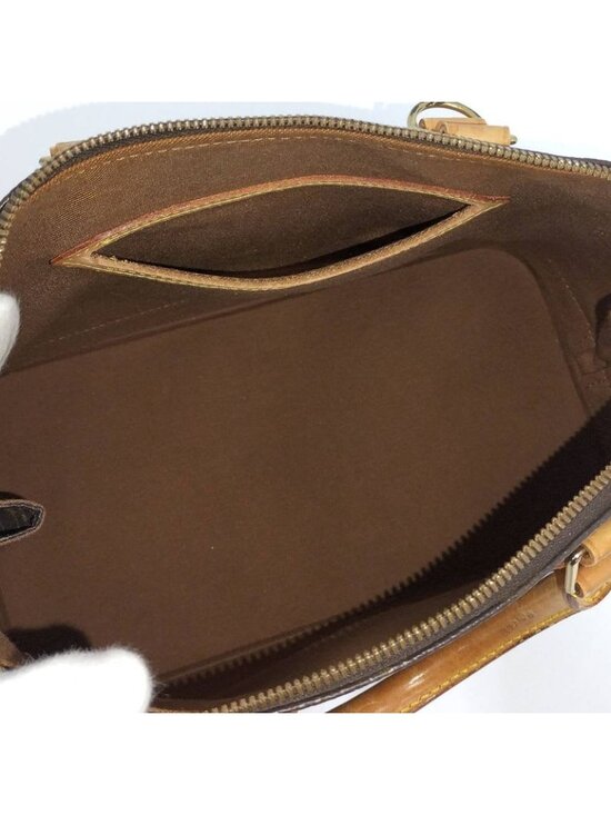 Alma PM Monogram - Women - Handbags | LOUIS VUITTON ® Louis Vuitton Handbag Alma PM Monogram